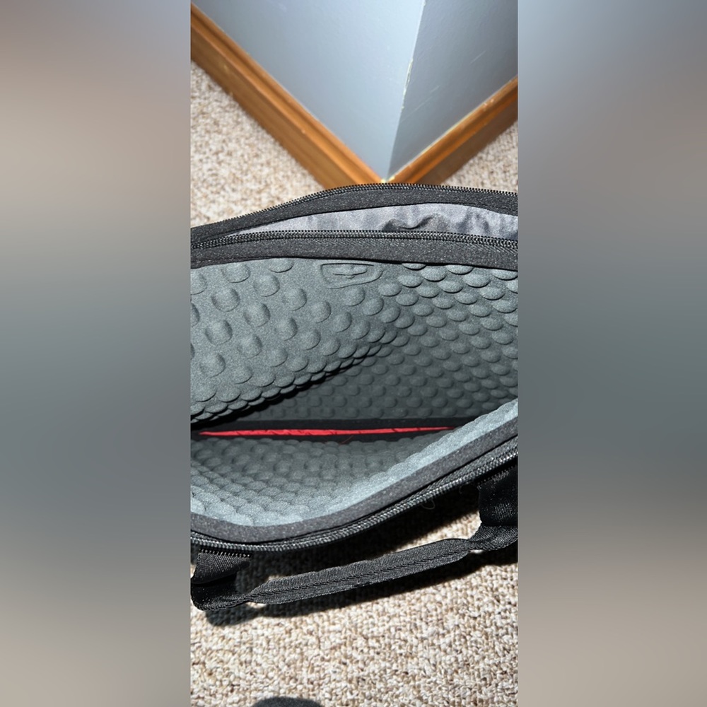 Laptop bag - Picture 2 of 3
